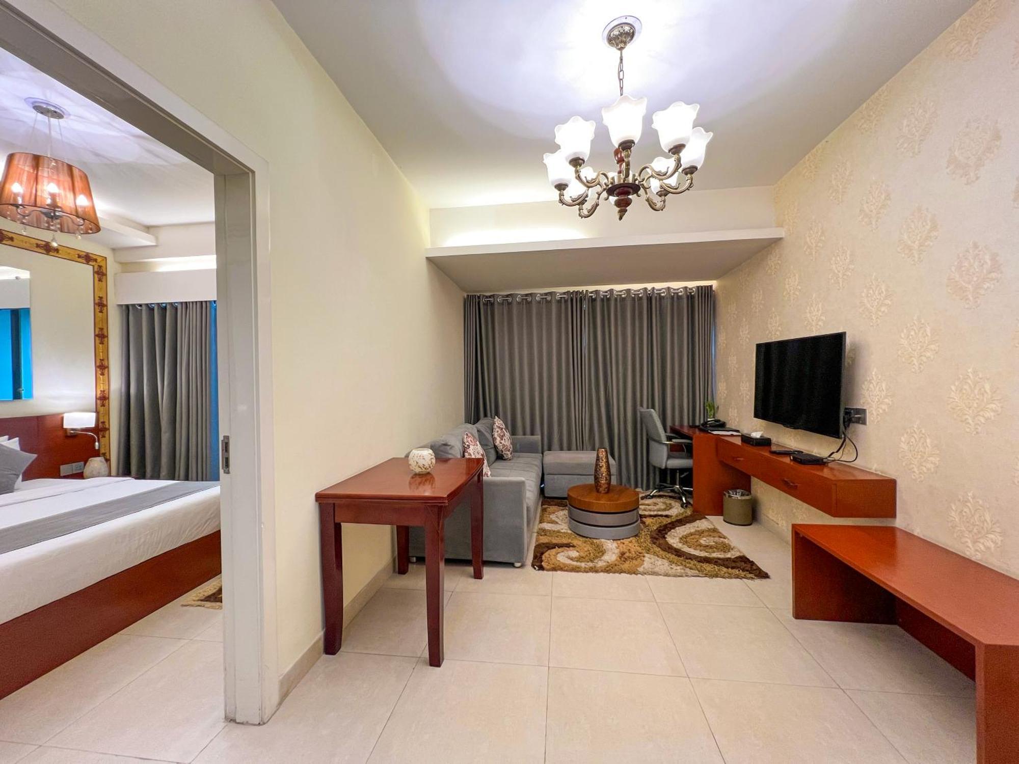 Coventina Lake Suites Dhaka Exterior foto